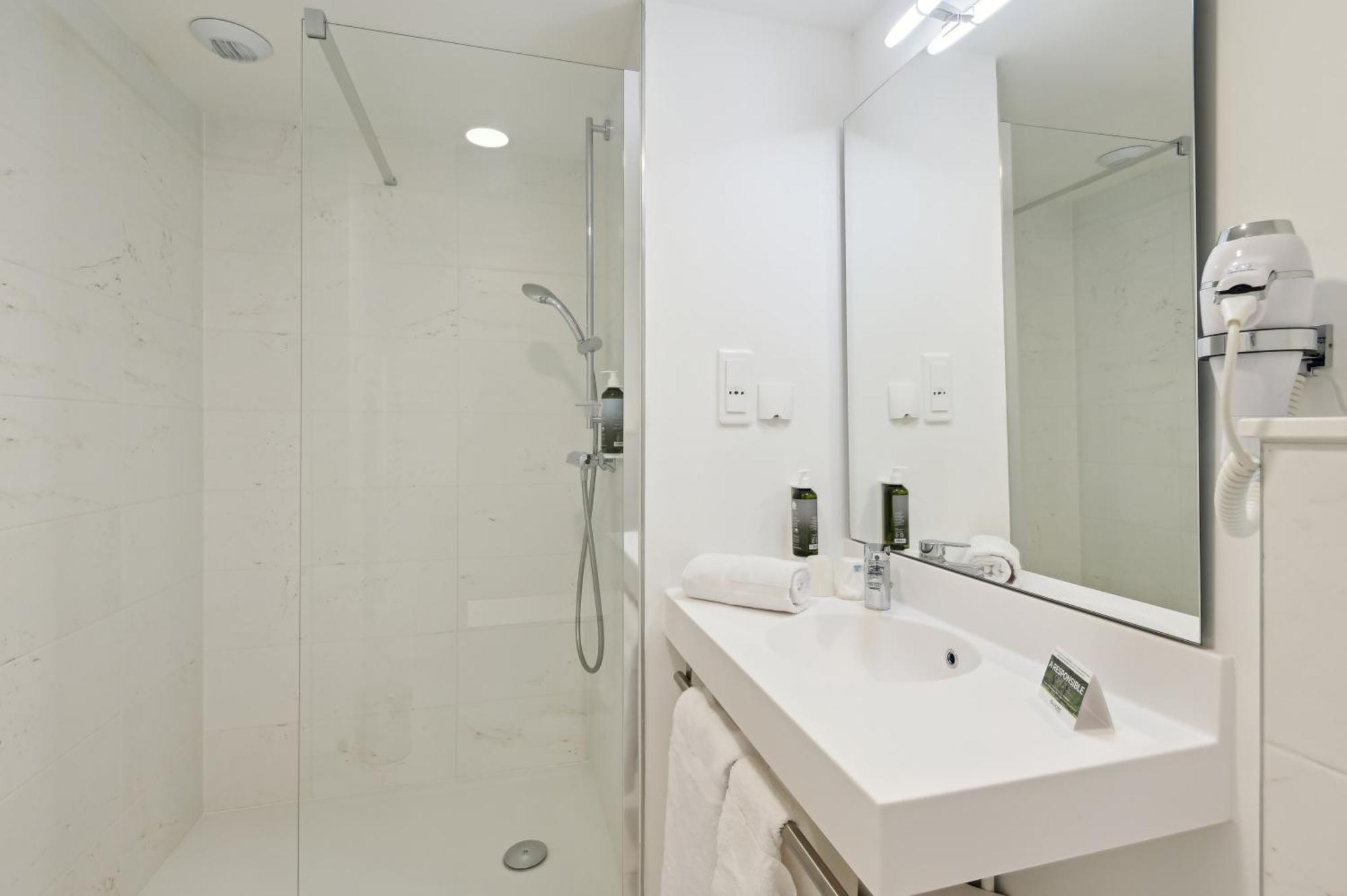 All Suites Paris Ouest Colombes Colombes  Room photo