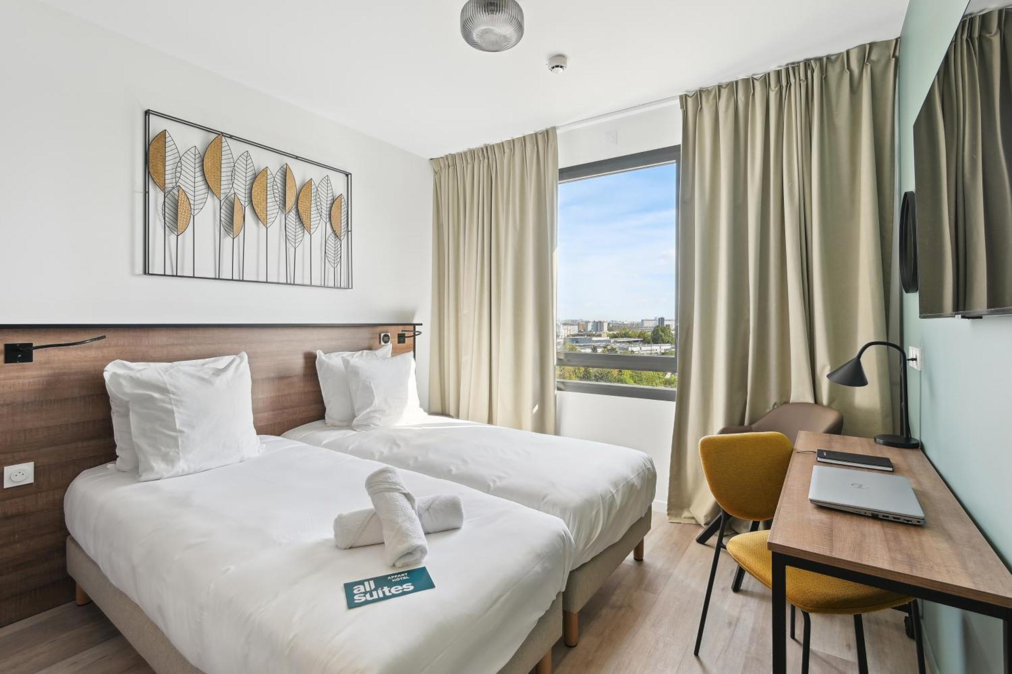 All Suites Paris Ouest Colombes Colombes  Room photo